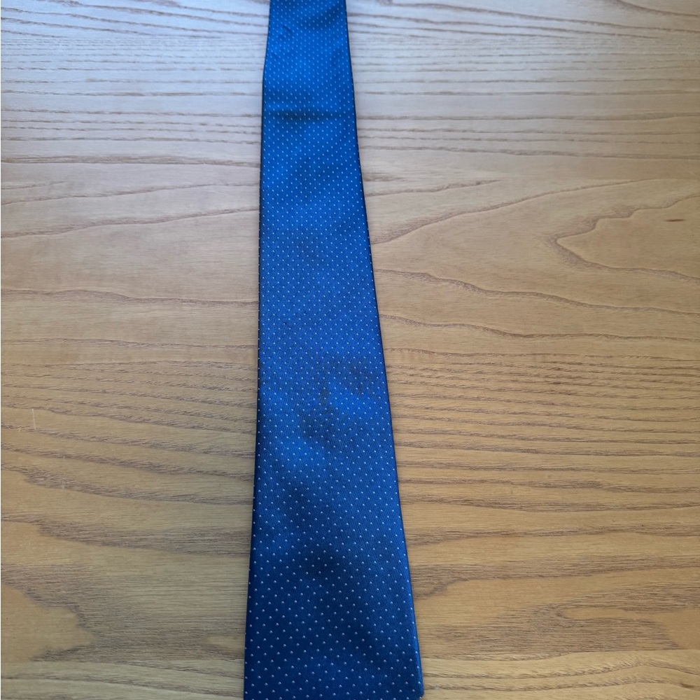 Kenneth Cole Reaction Blue Textured Necktie 3”X57” 100% Silk